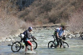 Tour in bicicletta privato a Rkoni da Tbilisi