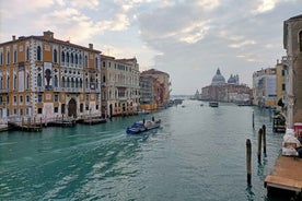 Venice: Vivaldi's Four Seasons Concert & Music Museum Visit