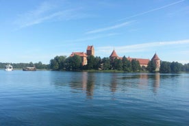 Vilnius: Einkaferð um Paneriai-garð, Trakai-kastala og Kernavė