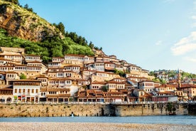 Excursión a Berat, La Ciudad de las Mil Ventanas