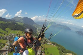 Tandem-Gleitschirmflug in der Region Luzern