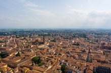 Piacenza guesthouses