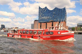 Hamburg: Hop-On Hop-Off Harbor Cruise with Commentary