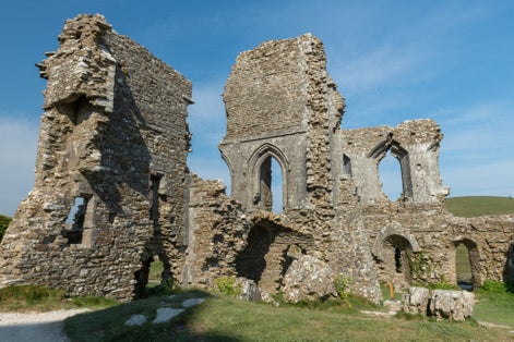 Photo of the ruins of Corfe castle in Dorset, England.