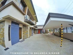 Stylish Townhouse in Balanga City Quiet Neighborhood