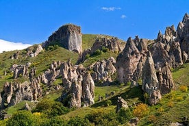 Khor Virap, Areni, Noravank, Goris (durante la notte), Tatev, Karahunj (Zorats Karer)