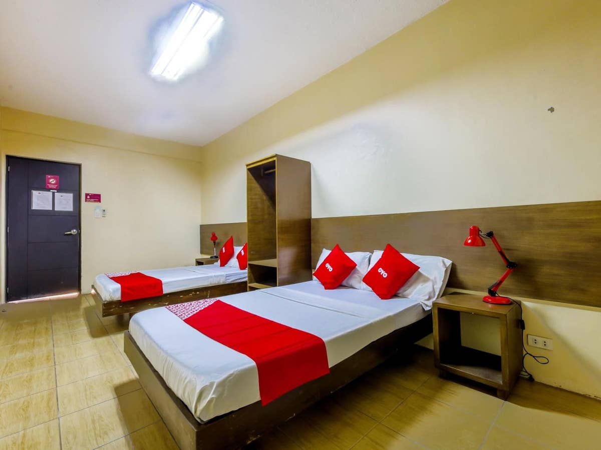 OYO 841 Metro Deluxe Residences - Pasay, the Philippines | Best Prices ...