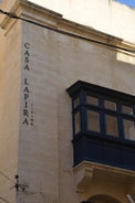 Casa Lapira