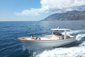 Private Boat Tour Along the Amalfi Coast