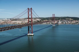 Private transfer from Albufeira to Lisbon with 2 hours sightseeing