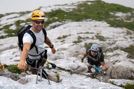 Alquiler de equipo de vía ferrata