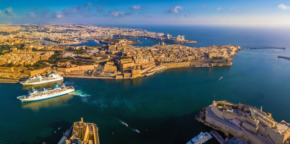 Aerial view of the Grand Harbour of Malta.jpg