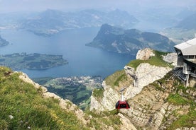 Mt Pilatus Peak og Lake Lucerne Cruise Small Group fra Lucerne