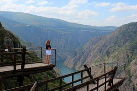 Ferð frá Santiago til Ribeira Sacra með bátsferð