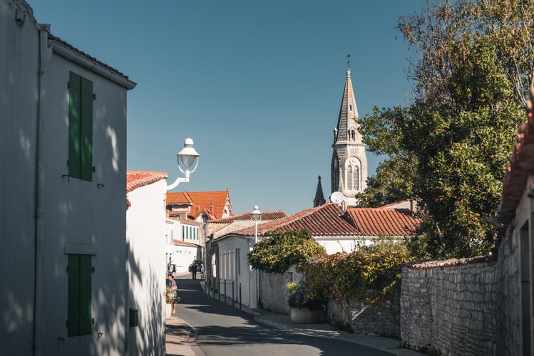 Photo of An alley in the small village of Saint-Denis-d'Oléron, France.