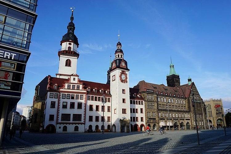 photo of view of More details Altes und Neues Rathaus am Chemnitzer Marktplatz 2015, Chemnitz, Germany.