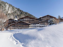 HUUS Hotel Gstaad