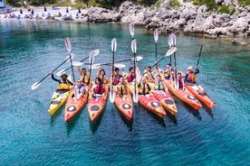 Excursión en kayak por el mar de Rodas