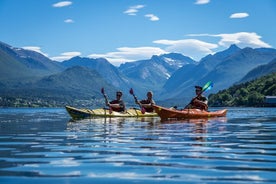 3-Hour Kayak Tour in Åndalsnes