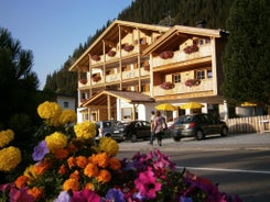 Monti Pallidi Bed And Breakfast & Apartments