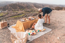 Picnic di lusso al tramonto con servizio fotografico