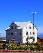 Mikligarður Guesthouse