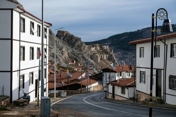 Photo of top of a rocky peak in the center of Tokat, Turkey.