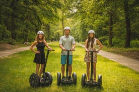 Prahan pienryhmän Segway-kierros ilmaisella taksin nouto ja palautus