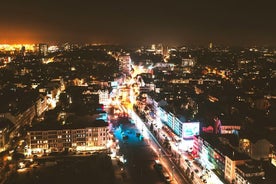 Rote und blaue Lichter: Spaziergang auf der Reeperbahn