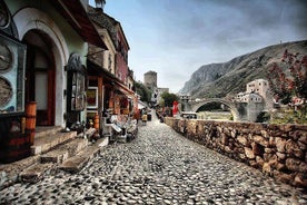 Tour privado a pie por Mostar: donde Oriente se encuentra con Occidente