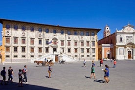 Písa, Pietrasanta og Carrara Caves Strandferð frá Carrara höfn