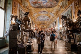 Excursão sem fila para grupos pequenos no Palácio Real