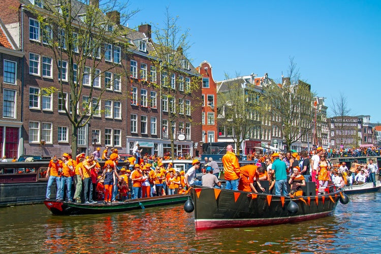 shutterstock_2086021516.jpg