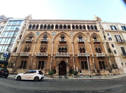 photo of Palazzo Fizzarotti, Municipio 1, Bari, Apulia, Italy