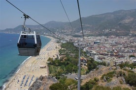 Alanyan kaupunkikierros köysiradalla, linnalla ja I Love Alanya Panoraamalla