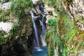 Fahrt zum Martvili Canyon, zur Prometheus-Höhle und zum Kinchkha-Wasserfall von Kutaisi aus