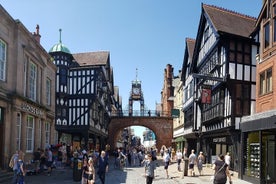 Tour privato autoguidato di Chester