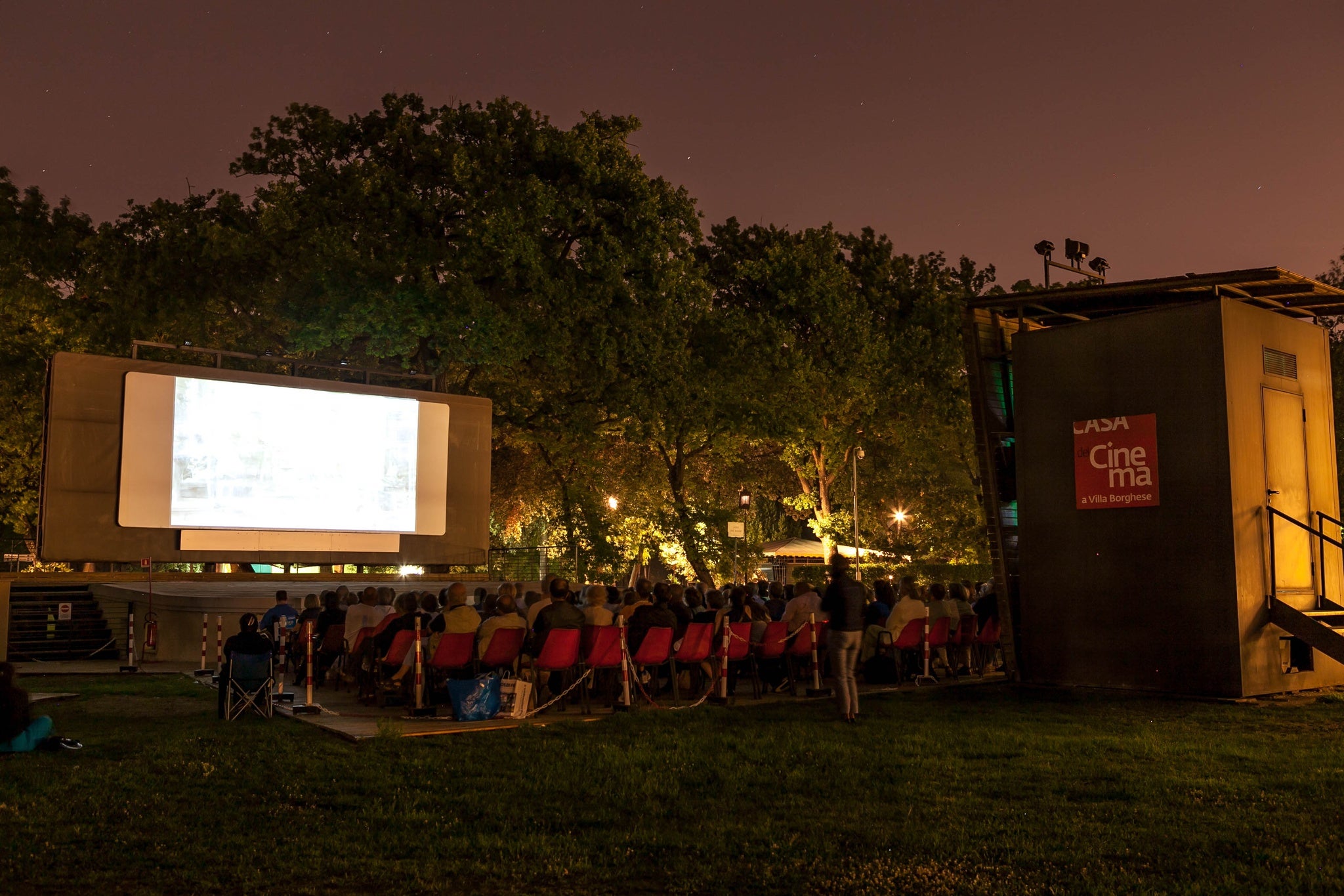 Outdoor cinema in Rome.jpg