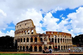 Rome: Colosseum, Roman Forum & Trajan's Market Exterior Tour