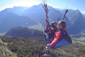 Mayrhofen: Hæðarflug yfir fjöllum í Mayrhofen