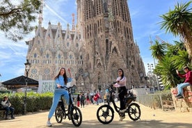 3 Hours Barcelona Guided Gaudi E-Bike Tour