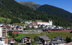 Disentis/Mustér ski trips