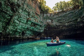 Shorex Melissani and St. Gerasimos from Argostoli Port in Spanish