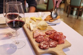 Visita privada guiada a una bodega siciliana con almuerzo.