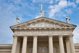 Vilnius Scavenger Hunt and Best Landmarks Self-Guided Tour