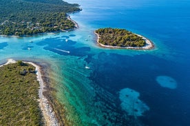 Tour di mezza giornata delle tre isole della Laguna Blu da Trogir e Spalato