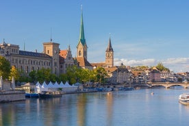 Privétransfer van Gstaad naar Zürich met Engels sprekende chauffeur