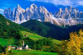 Fra Bolzano: Den biskopiske by Bressanone, Novacella Abbey og Funes Valley