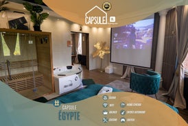 Capsule Egypte - Jacuzzi - Sauna - Billard - Netflix & Home cinéma - Nintendo switch & jeu -