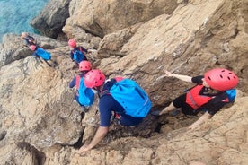 3-timmars privat eller liten grupp Coasteering i Sounio